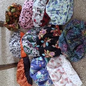 Lot of 11 surgical scrub bouffant hats
